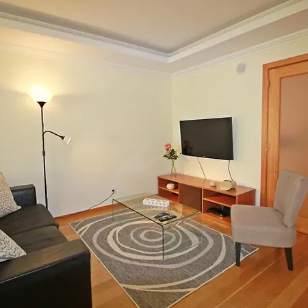 Apartmán T2 Centro *